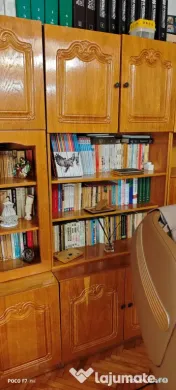 Vand mobila sufragerie (living) 