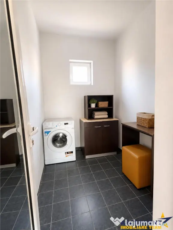 Casa individuala cladire multifunctionala, 3.300mp teren,foi - Tarnaveni (Mures)