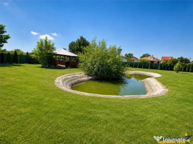 Casa individuala cladire multifunctionala, 3.300mp teren,foi - Tarnaveni (Mures)