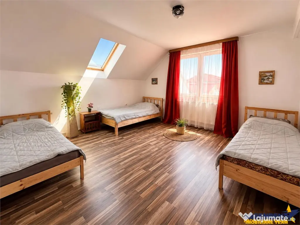 Casa individuala cladire multifunctionala, 3.300mp teren,foi - Tarnaveni (Mures)