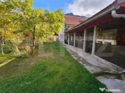 Casă de vânzare, 260 mp, zona Vest