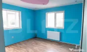 Casă cu etaj de vânzare cu piscină şi garaj, zona Micro 