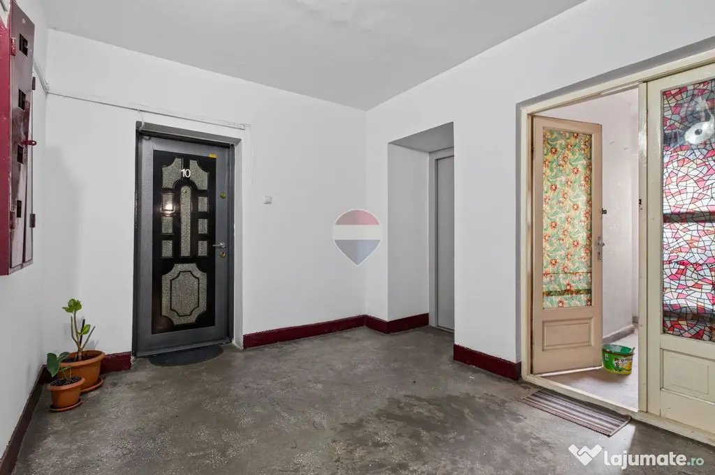 Apartament cu 3 camere spatios bl. X42 Calea Aurel Vlaicu - Arad (Arad)