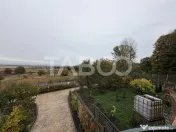 Casa cu potential de investitie 7 camere foisor 4 bazine de 