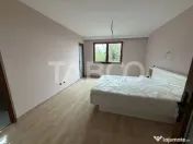 Casa cu potential de investitie 7 camere foisor 4 bazine de 