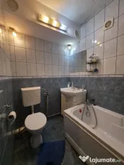 Apartament 3 camere, 50 mp, zona Săsar 