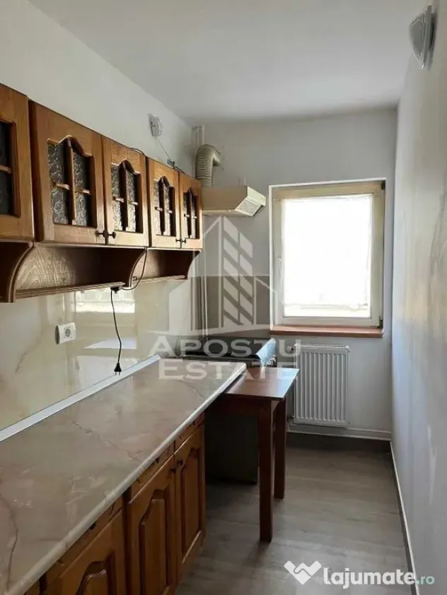 Apartament de vanzare cu o camera, etaj 2, zona Girocului - Timisoara (Timis)