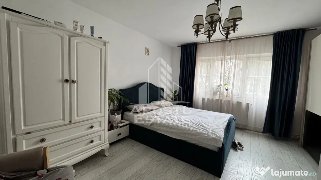 Apartament 3 camere semidecomandat , Zona Steaua - Timisoara (Timis)