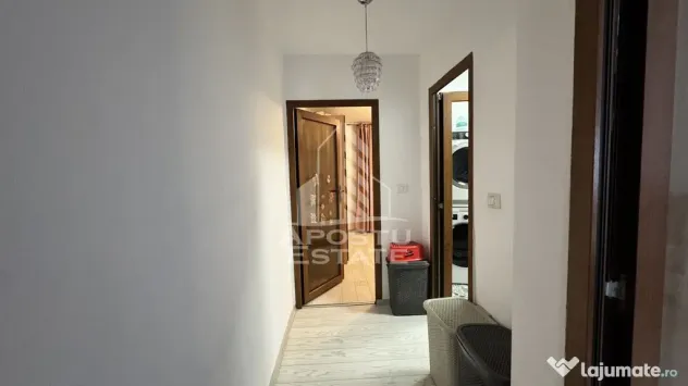 Apartament 3 camere semidecomandat , Zona Steaua - Timisoara (Timis)