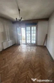 Apartament de vanzare in zona Complexului Studentesc, Timisoara,316 mp