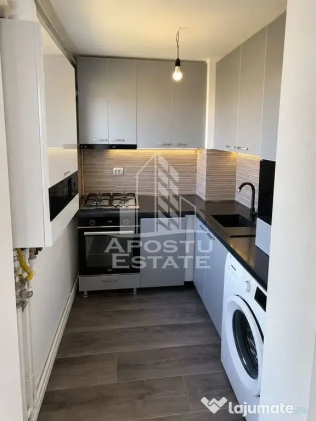 Apartament de vanzare cu 3 camere, Decomandat, Calea Sagului - Timisoara (Timis)
