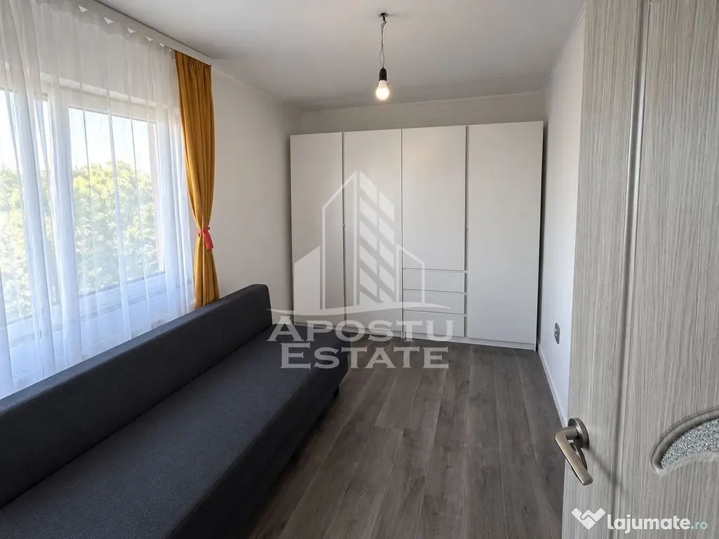 Apartament de vanzare cu 3 camere, Decomandat, Calea Sagului - Timisoara (Timis)