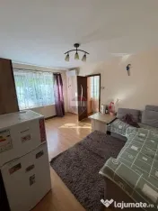 DE INCHIRIAT-apartament 2 camere, etaj2