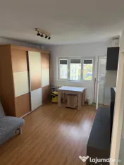 Iancului etaj 9 din 10 decomandat