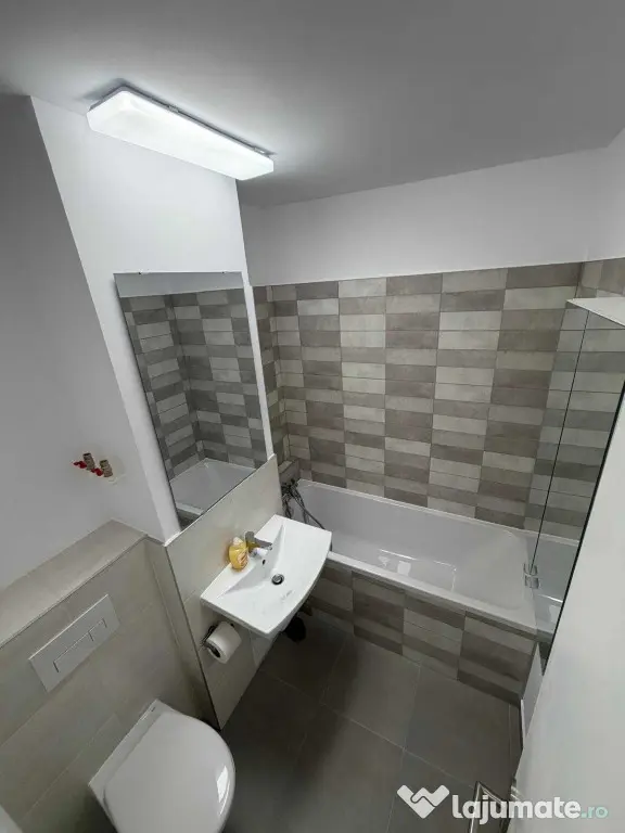 Iancului etaj 9 din 10 decomandat - Bucuresti (Bucuresti-Ilfov)