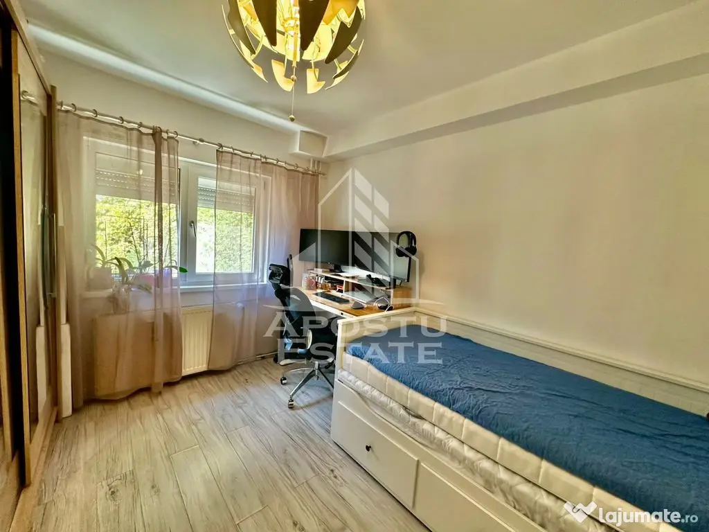 Apartament cu 3 camere, de vanzare, etaj intermediar, zona Soarelui - Timisoara (Timis)