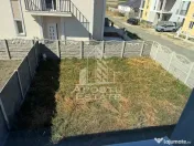 Duplex în Remetea Mare,zonă rezidențială ,poziționat pe colț .