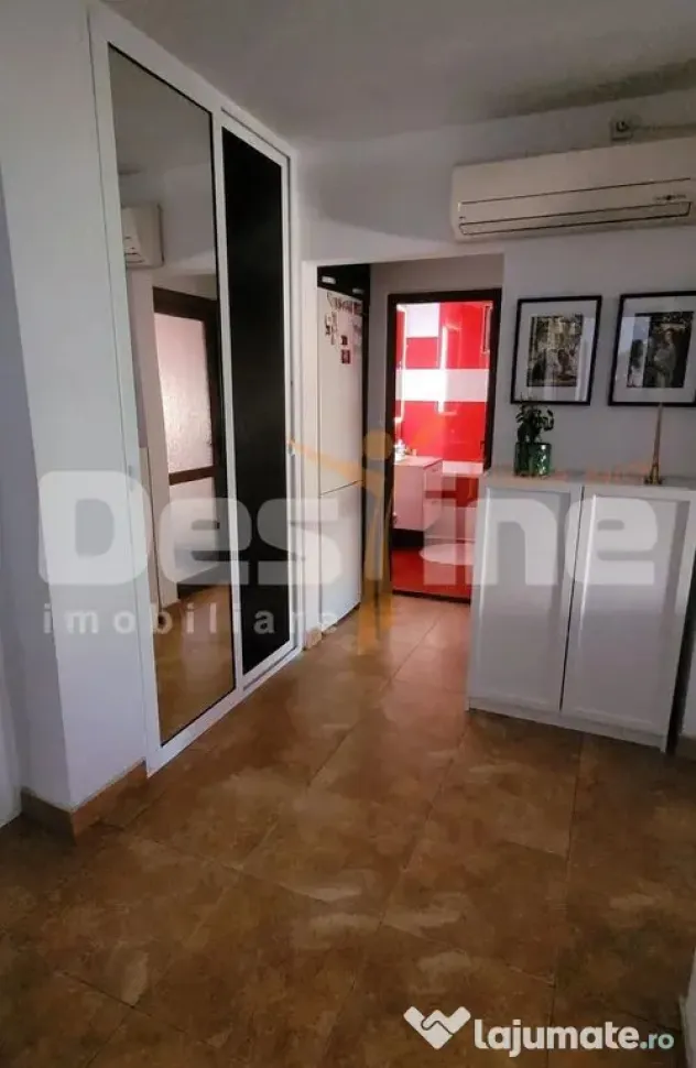 De vânzare apartament de 2 camere, decomandat zona Inel 2 - Constanta (Constanta)