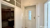 Apartament 2 camere si boxa de 15mp de vanzare, zona Elisabetin 