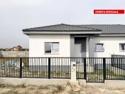 Duplex cu 3 camere cu toate utilitatile - drum asfaltat - Mo 