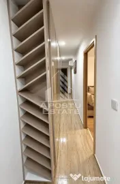 Apartament de vanzare cu 2 camere, zona Dambovita, Bloc cu lift 