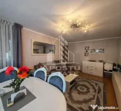 Apartament de vanzare cu 3 camere si 2 bai, decomandat, zona Lipovei