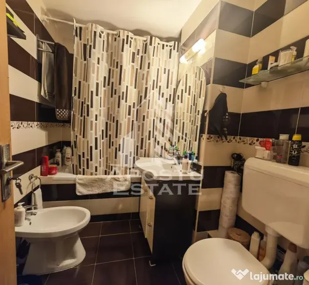 Apartament de vanzare cu 3 camere si 2 bai, decomandat, zona Lipovei - Timisoara (Timis)
