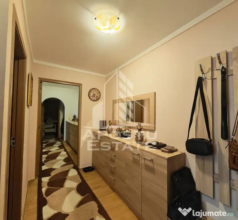 Apartament de vanzare cu 3 camere si 2 bai, decomandat, zona Lipovei - Timisoara (Timis)