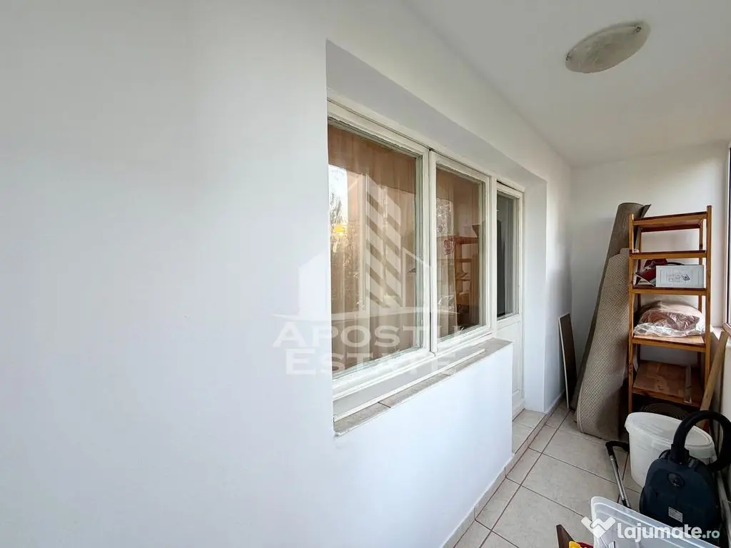 Apartament 3 camere de vanzare, zona Circumvalatiunii, Timisoara - Timisoara (Timis)
