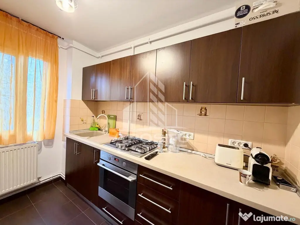 Apartament 3 camere de vanzare, zona Circumvalatiunii, Timisoara - Timisoara (Timis)
