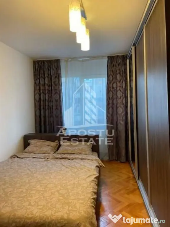 Apartament 3 camere de vanzare, zona Circumvalatiunii, Timisoara - Timisoara (Timis)