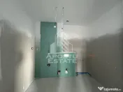 DE VANZARE Apartament 3 camere cu pozitie excelenta 