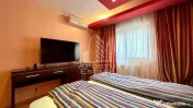 Apartament cu 3 camere, decomandat, etajul intai, Bucovinei 
