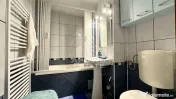 Apartament cu 3 camere, decomandat, etajul intai, Bucovinei 