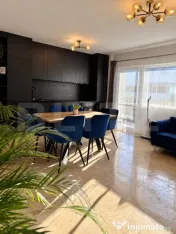 Apartament 3 camere 72 mp 