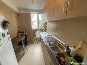 Apartament 2 camere semidecomandat, etajul 2, zona Dambovita 