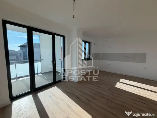 Apartament cu 3 camere de vânzare, Priveliște panoramică,Torontalului - Timisoara (Timis)