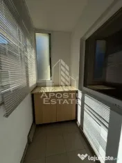 Apartament cu 3 camere, decomantat, etajul 2 , zona Spitalul Judetean 