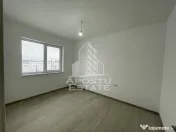 Spatiu comercial + loc parcare, 53 mp, Zona Planetelor 
