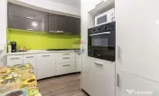 Apartament cu 4 camere de vanzare în Bucurestii Noi, metrou, curte70mp