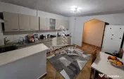 Apartament cu 4 camere de vanzare, etaj intermediar, Mircea cel bătrân 