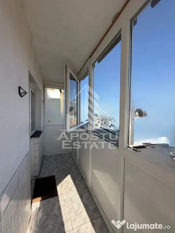 Apartament cu 3 camere de vanzare, renovat , Aradului, Timisoara - Timisoara (Timis)