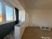 Apartament cu 3 camere de vanzare, renovat , Aradului, Timisoara 