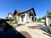 Casa 4 camere de vanzare, 2 bai, teren 535 Mp, Mosnita Noua 