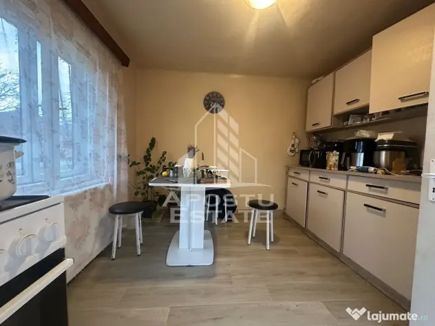 Casa individuala de vanzare, 3 camere, teren 933 mp, Utvin, Timis - Utvin (Timis)