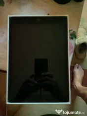 iPad 8 th 32 GB