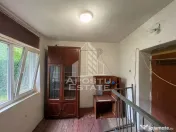 Casa 2 camere individuala de vanzare in Carani | Toate utilitatile | 