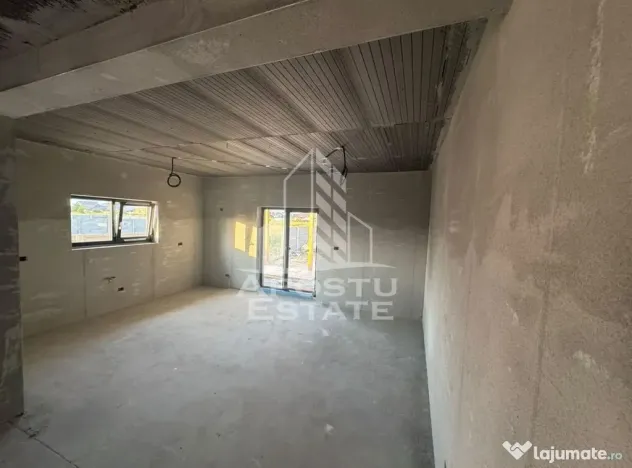 Duplex de vanzare cu 3 camere si 2 bai, Sag, Timis - Sag (Timis)
