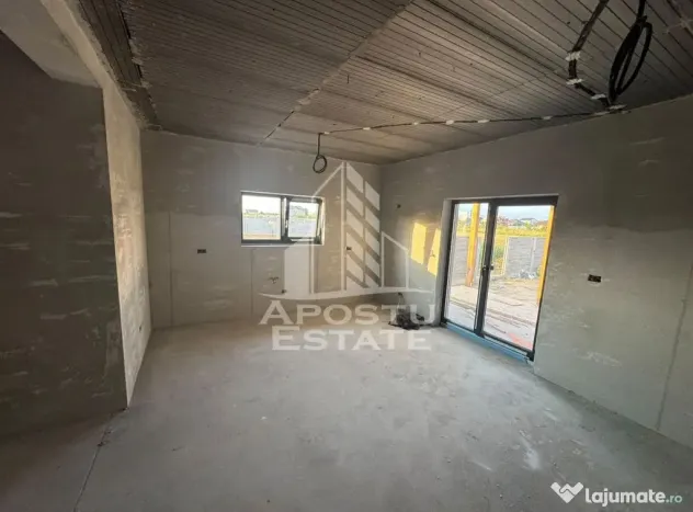 Duplex de vanzare cu 3 camere si 2 bai, Sag, Timis - Sag (Timis)