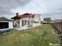 Vila P+2E, 6 camere, 3 bai, garaj dublu, zona Lipovei